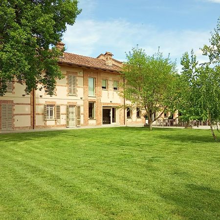 La Cascina Di Carlotta 1846 Agriturismo Alba  Exterior foto